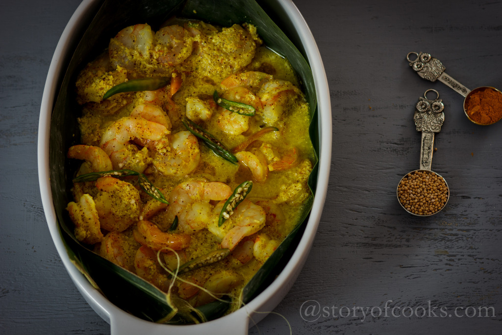 Shrimp with banana leaves