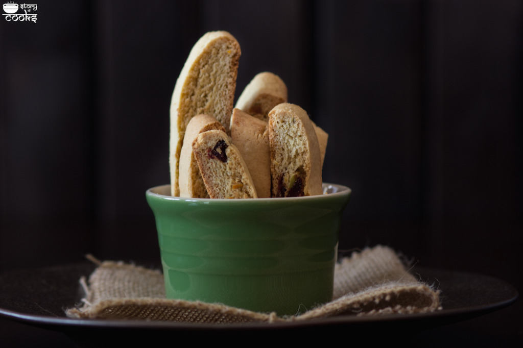 Cranberry Pistachio Biscotti