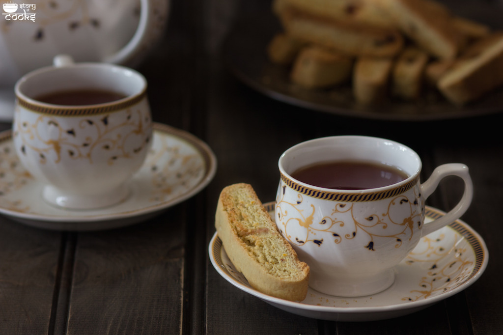 Cranberry Pistachio Biscotti