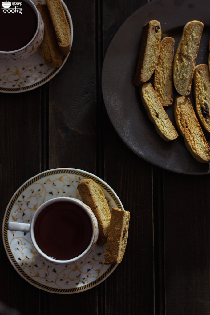 Cranberry Pistachio Biscotti