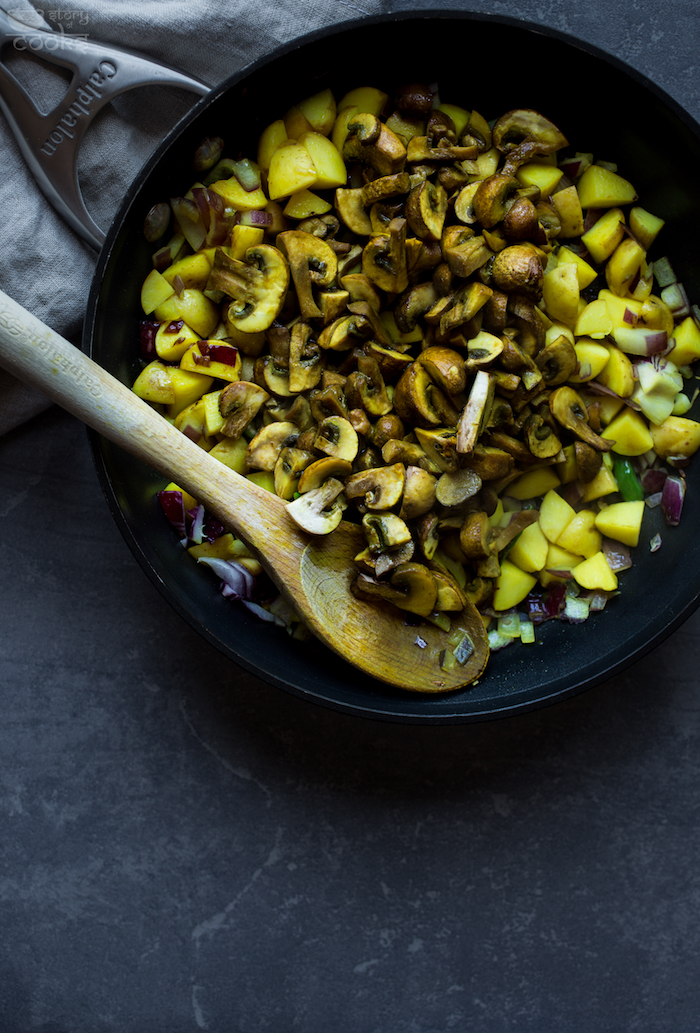 mushroom stirfry prep