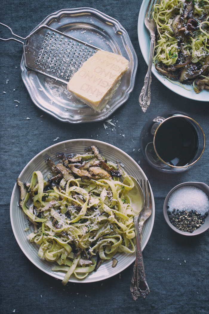 a plate of pasta 4