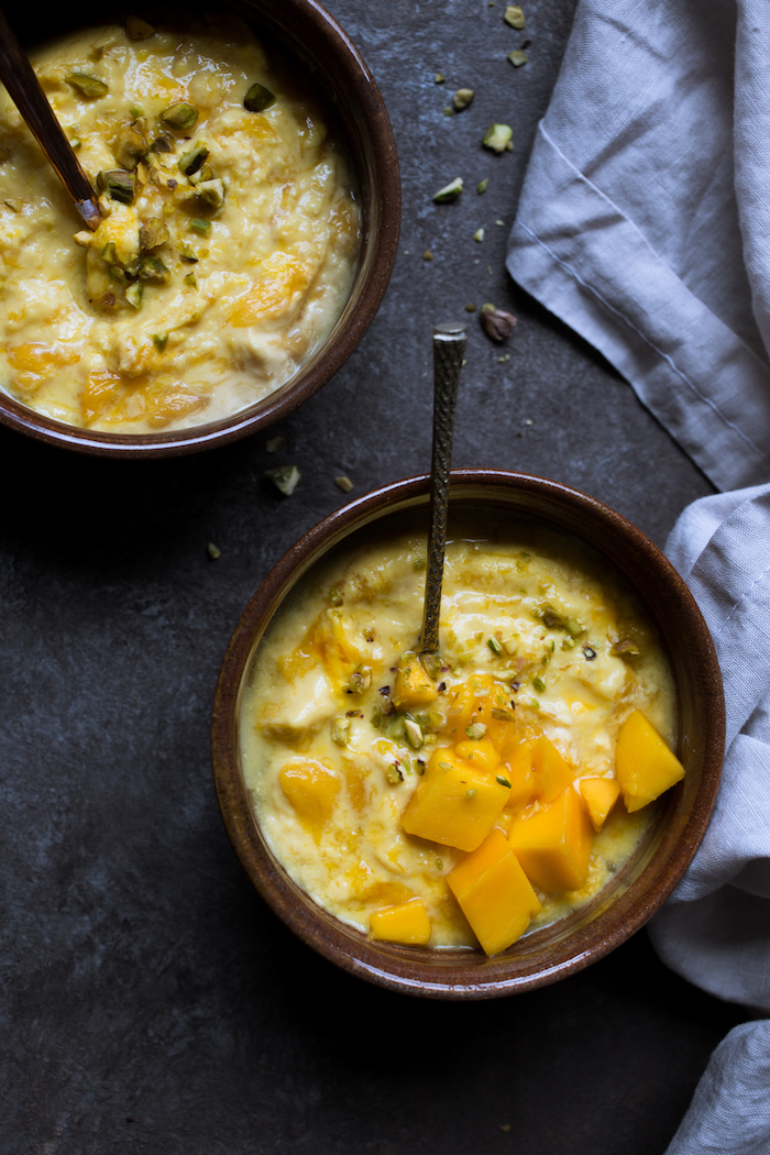 mango yogurt bowls