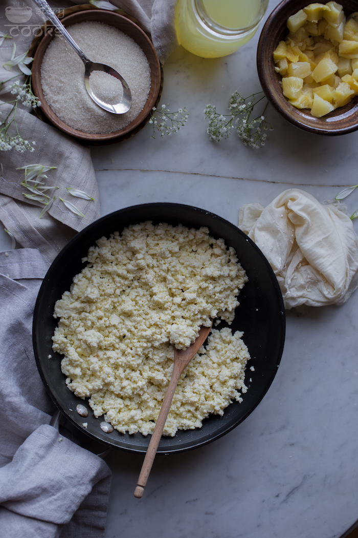 Pineapple Sondesh Prep 2