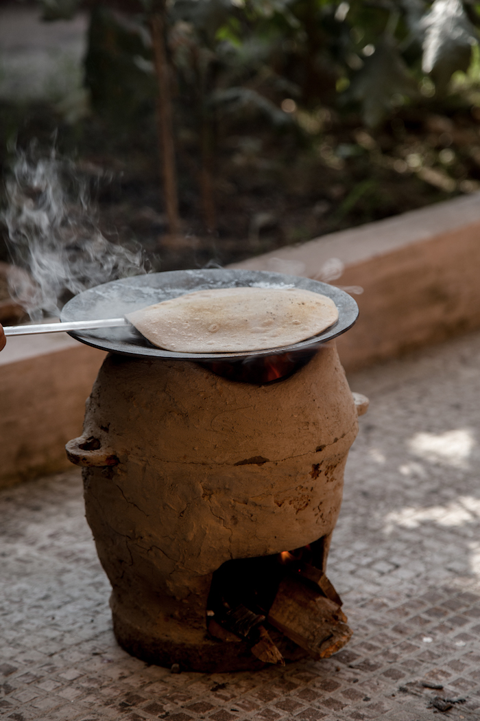 preparing-flatbread